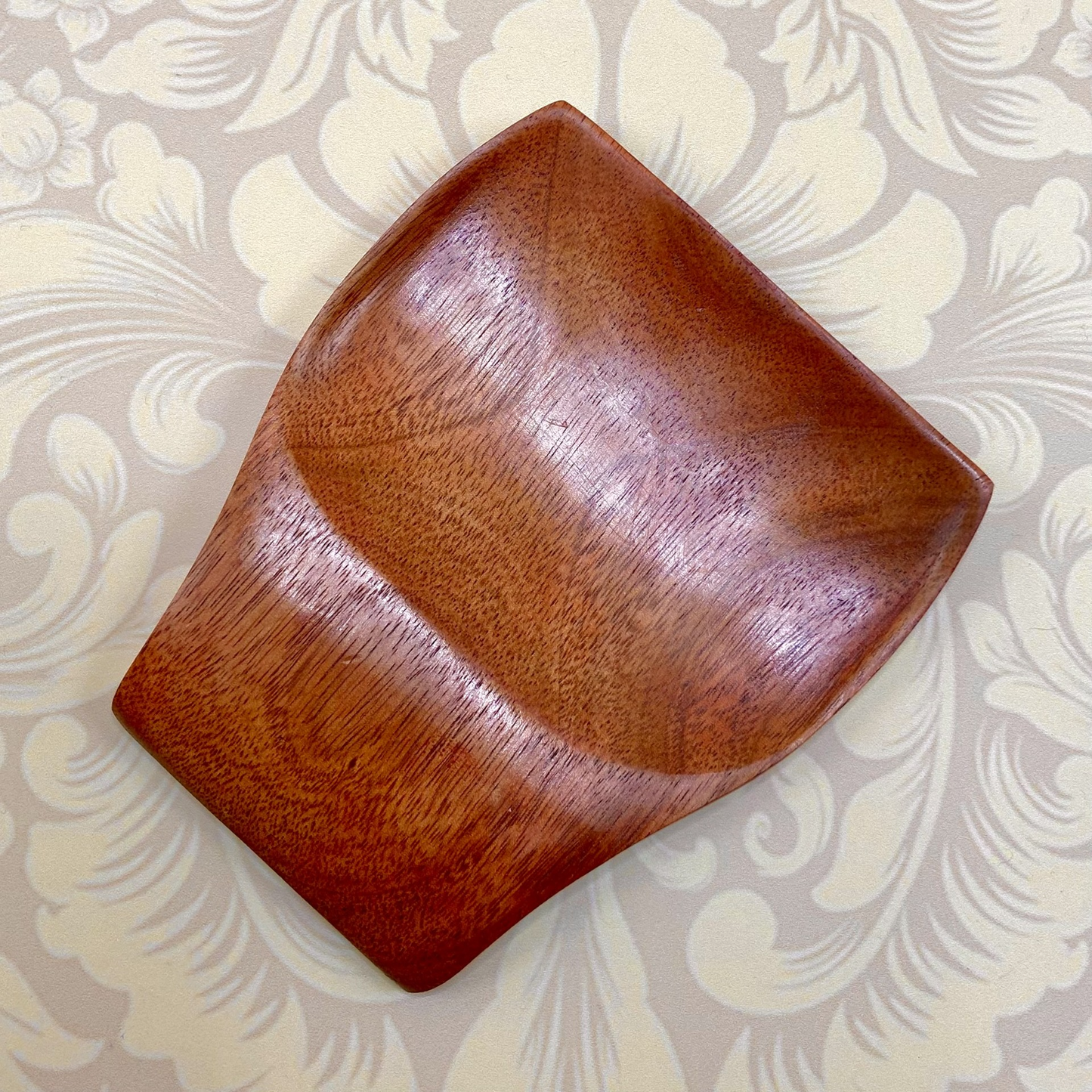 ‘Minimalist’ Wood Spoon Holder